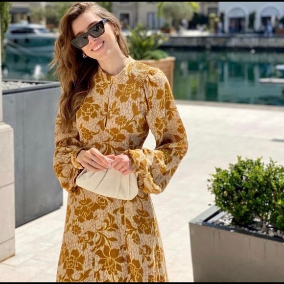 Zara Bloggers Favorite Floral Print Long Sleeve Midi Dress NWT - Picture 10 of 10